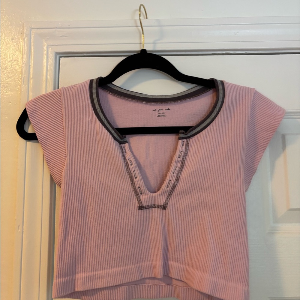Urban Outfitters Go for Gold Pink Crop Top. Excellent Condition.